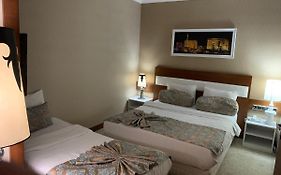 Moonlight Hotel  4*