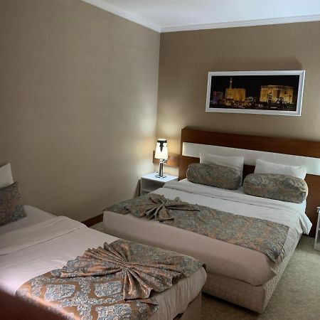 Moonlight Hotel Bostanici Luaran gambar