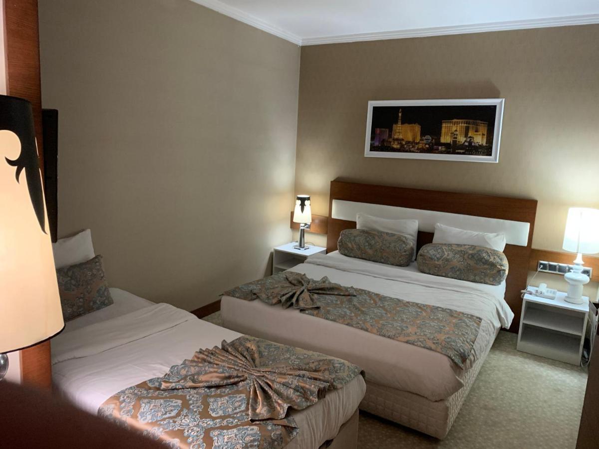 Moonlight Hotel Bostanici Luaran gambar