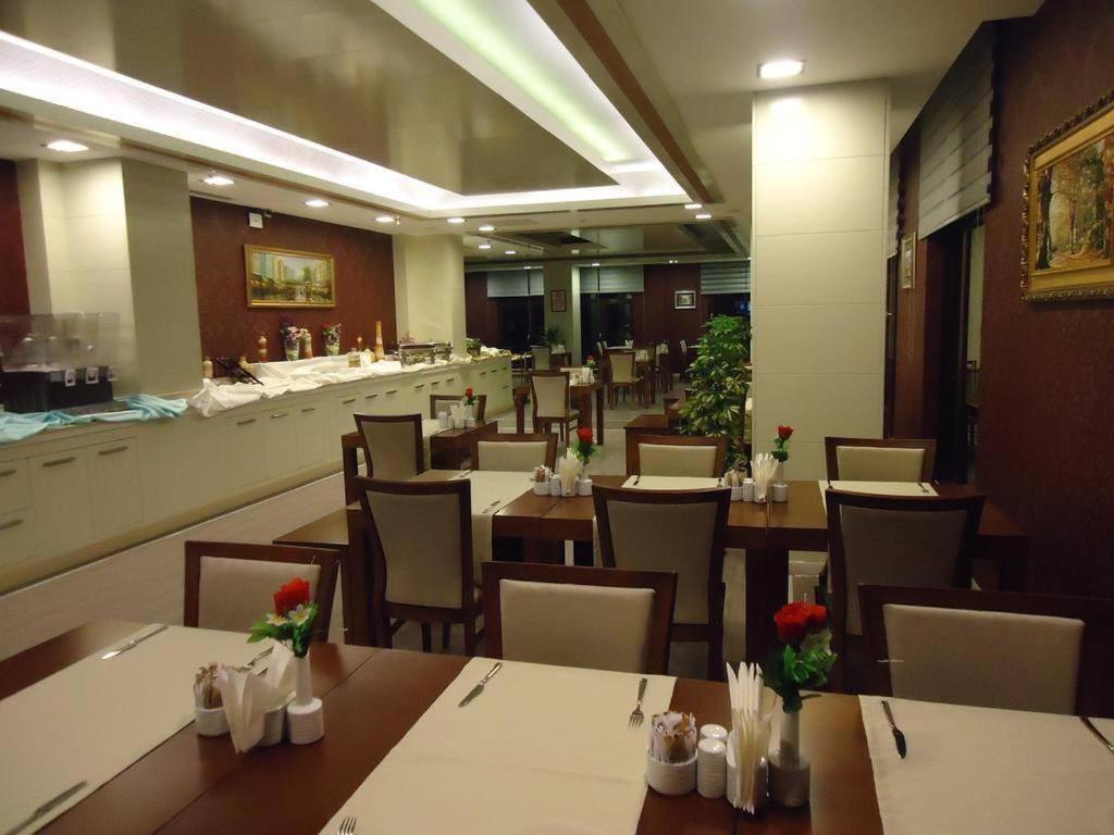 Moonlight Hotel Bostanici Luaran gambar